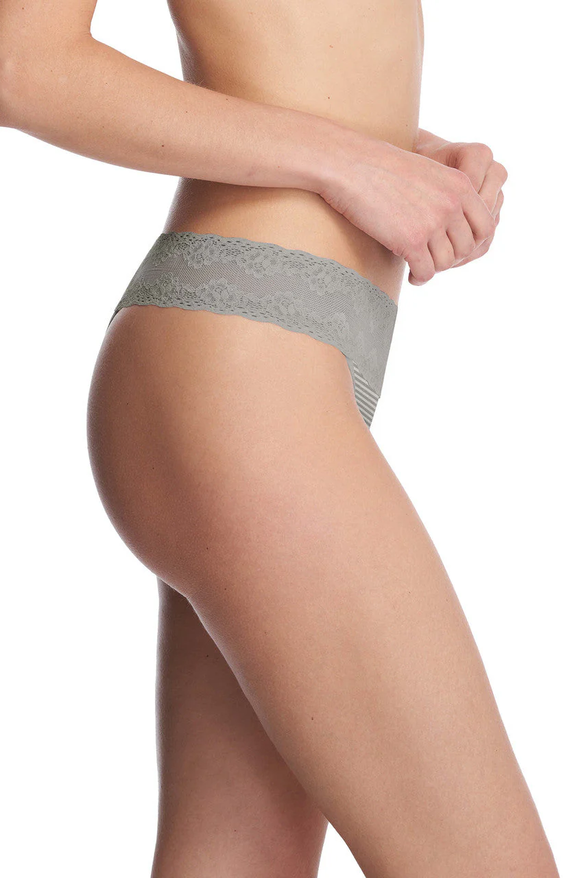 Bliss Perfection One-Size Thong - Image 2