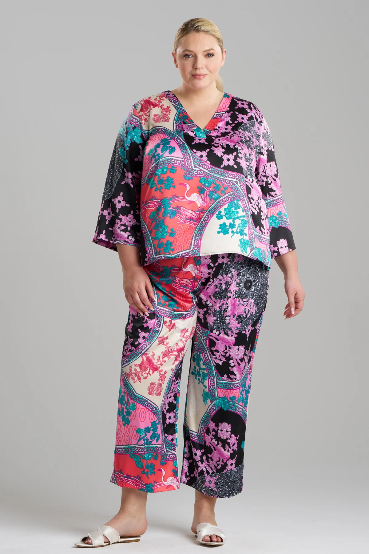 Brocade V-Neck PJ - Image 3