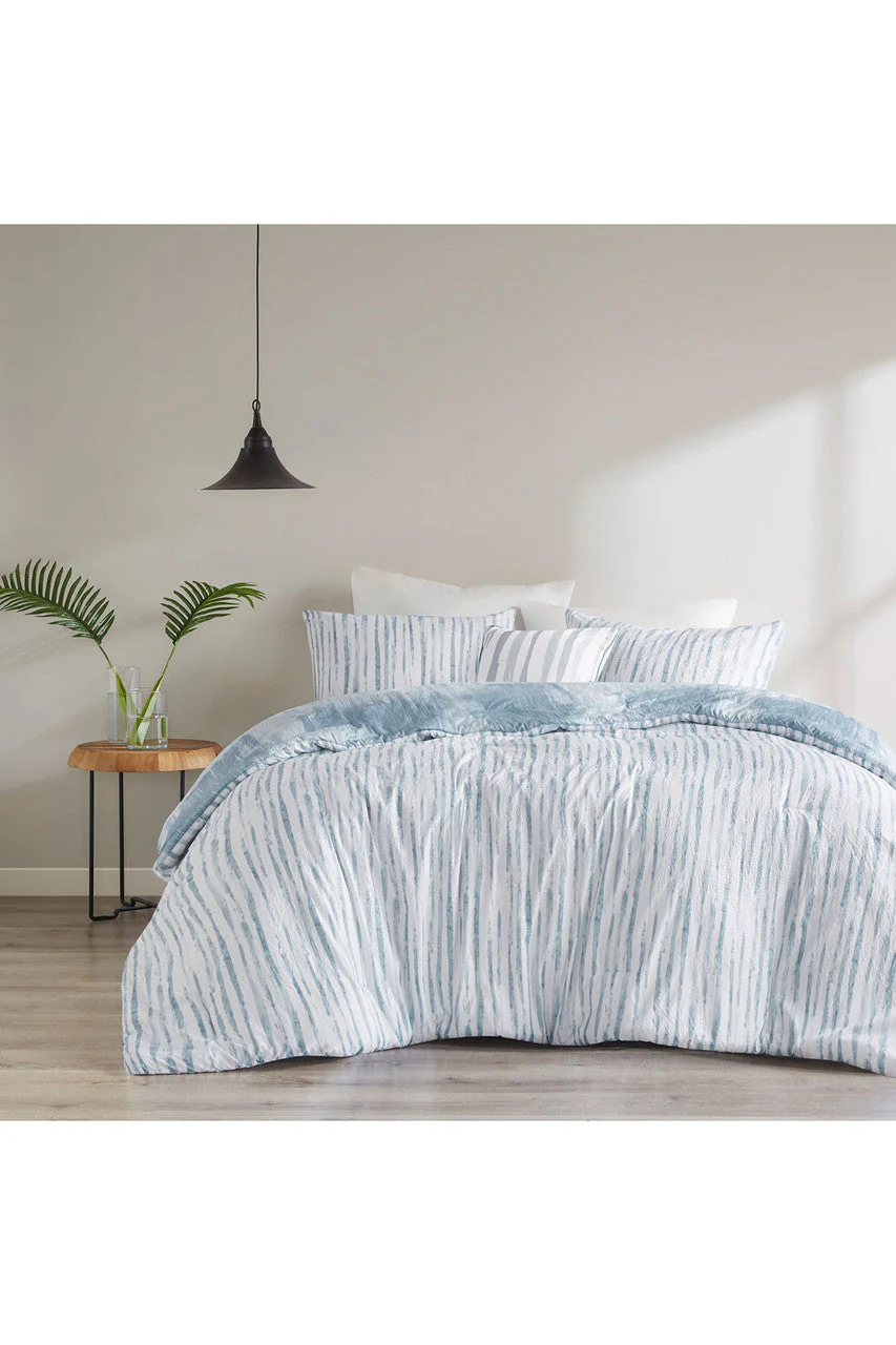 Brushstroke 4 Piece Comforter Mini Set - Image 3