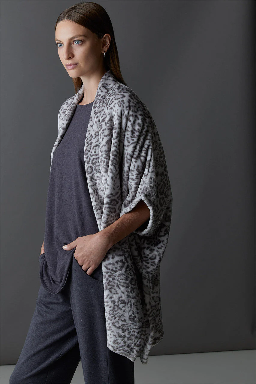 Cashmere Fleece Leopard Wrap - Image 5