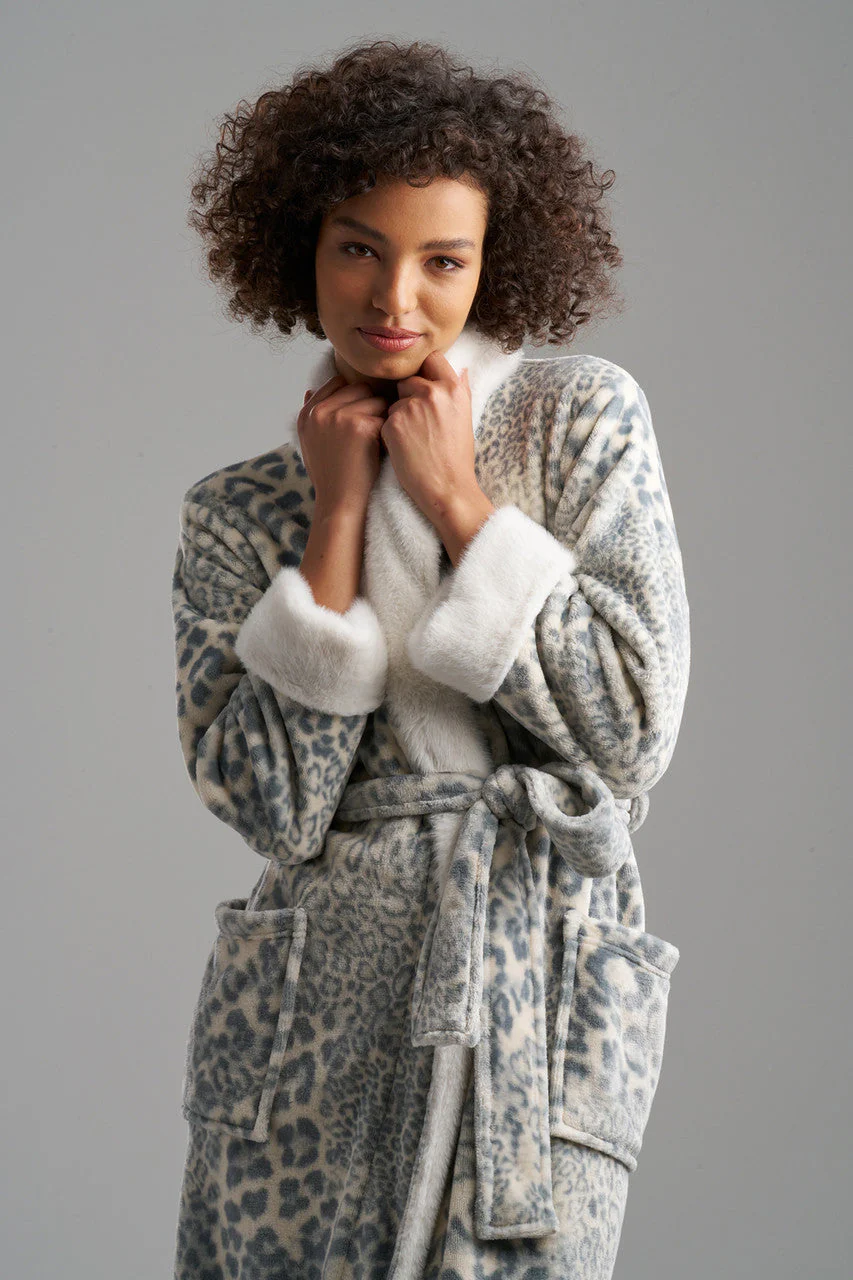 Cashmere Leopard Faux Fur Collar Robe - Image 3