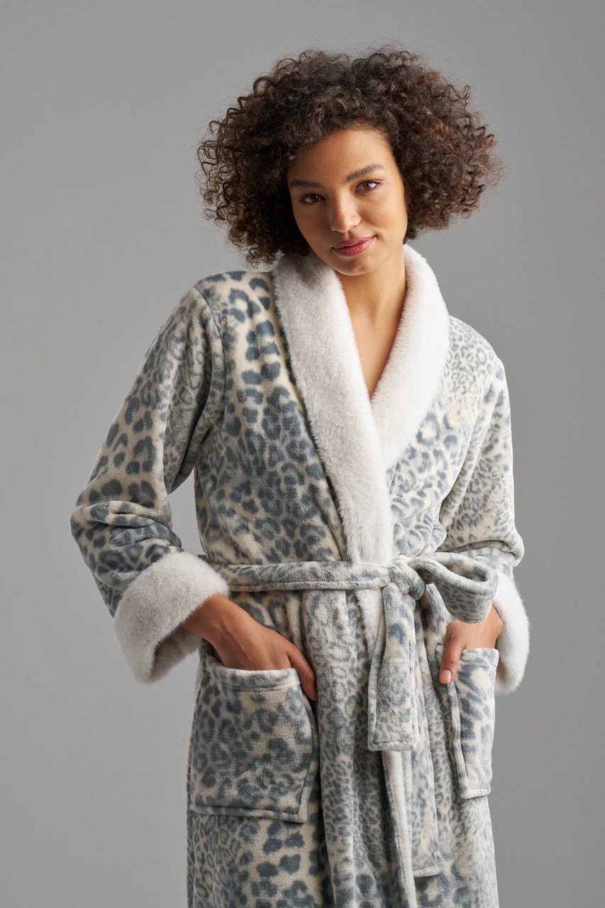 Cashmere Leopard Faux Fur Collar Robe - Image 5