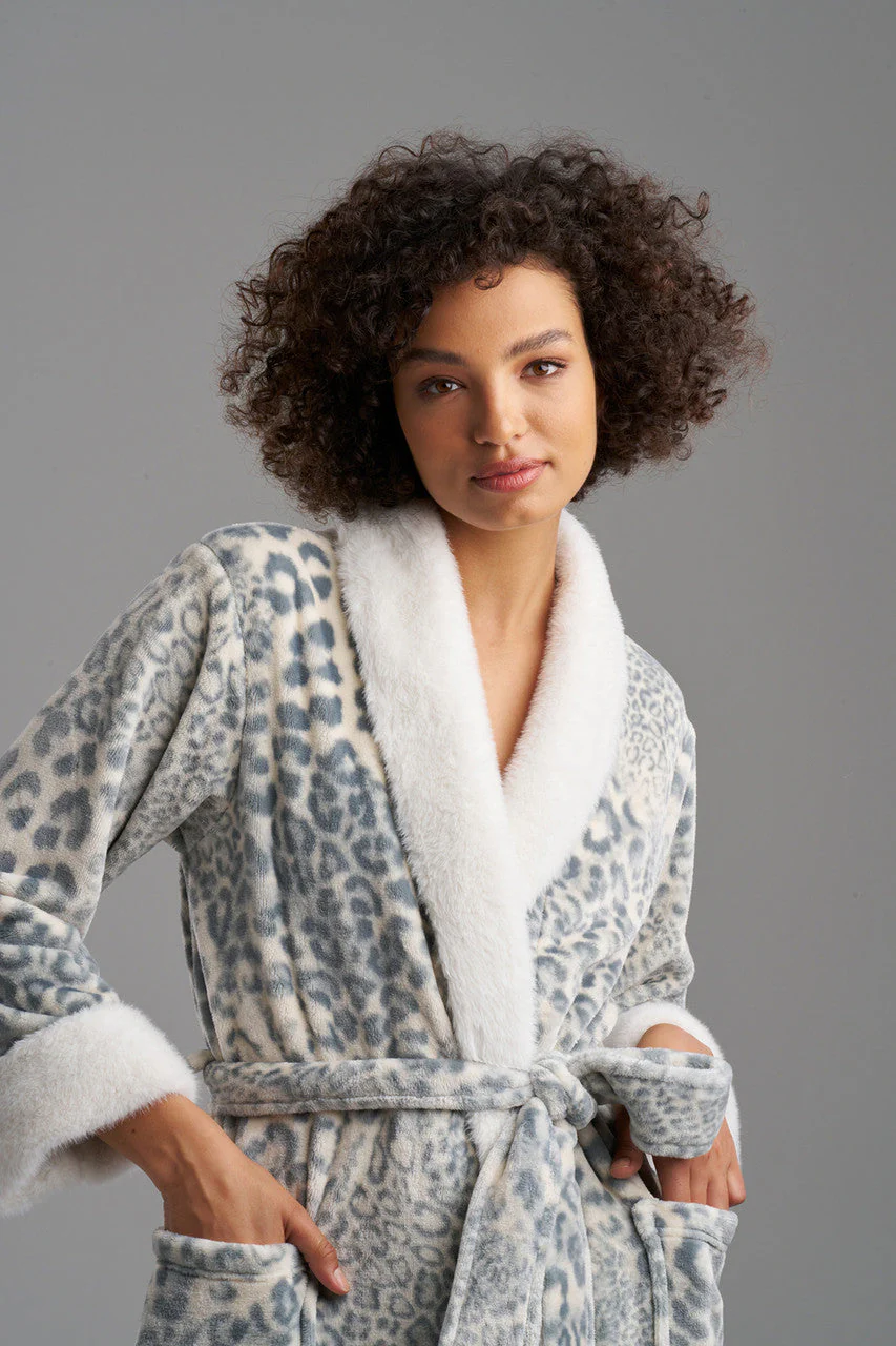 Cashmere Leopard Faux Fur Collar Robe - Image 7
