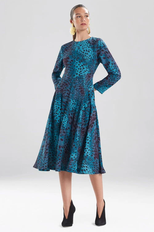 Cheetah Crepe Top Stitch Dress - Image 7