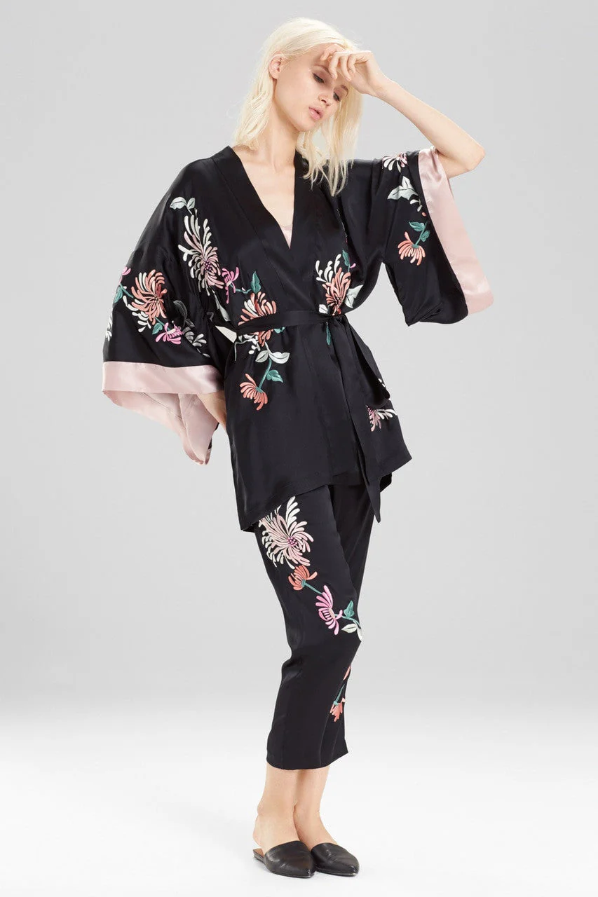 Chrysanthemum Embroidered Wrap - Image 5