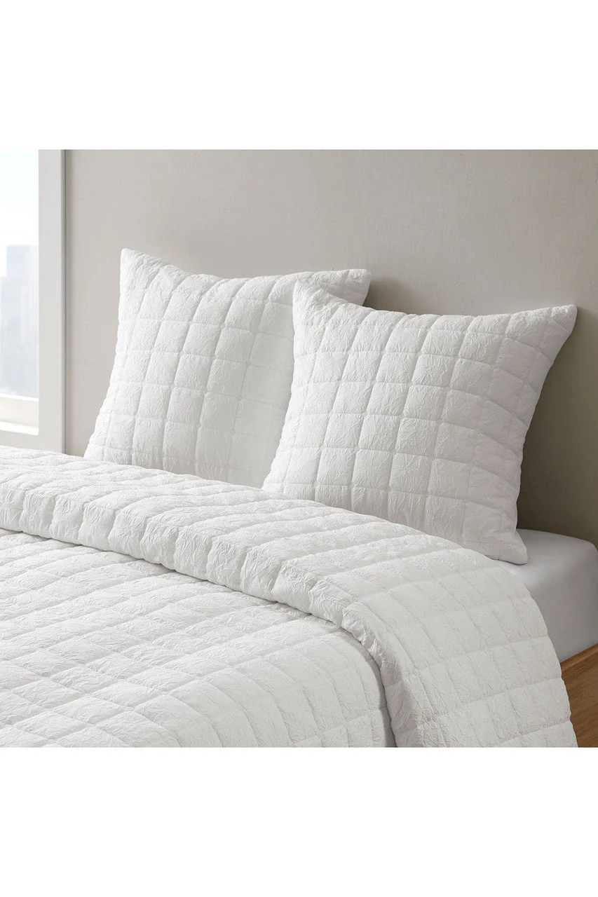 Cocoon Quilt Top White Comforter Mini Set - Image 2