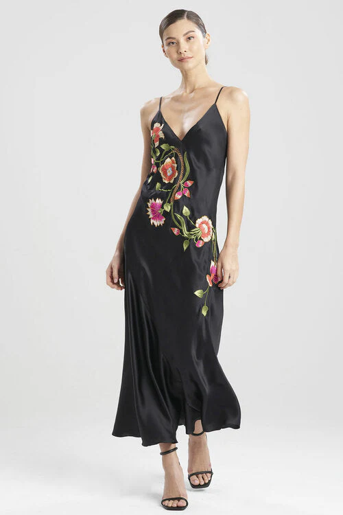 Couture Kamakura Embroidery Gown - Image 8