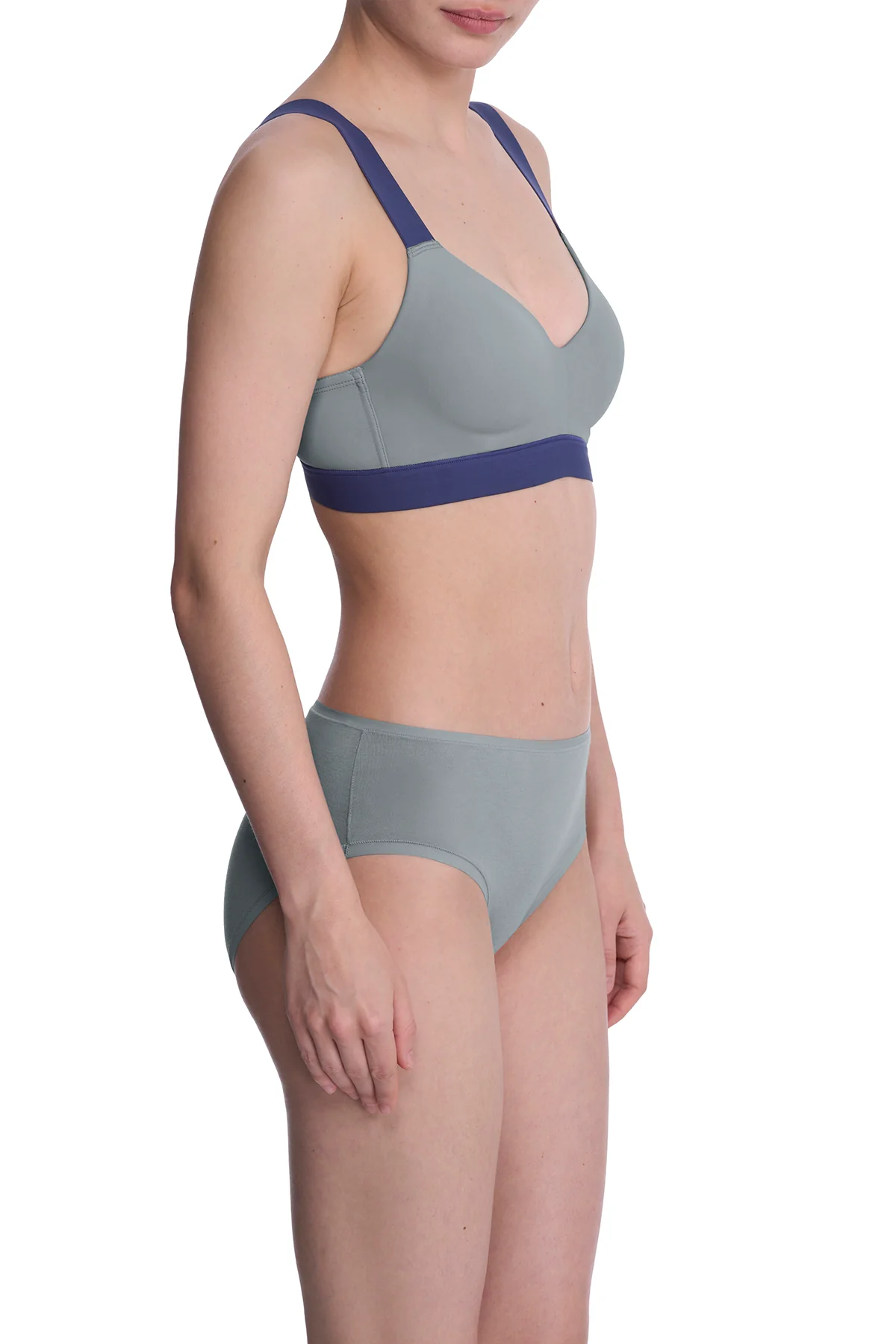 Dynamic Convertible Contour Sports Bra - Image 7
