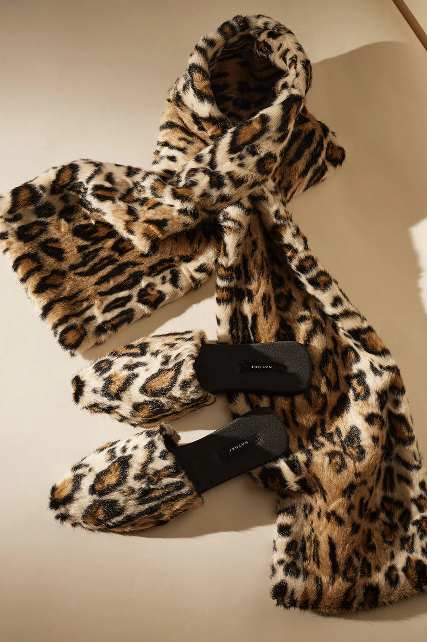 Faux Leopard Fur Scarf - Image 3