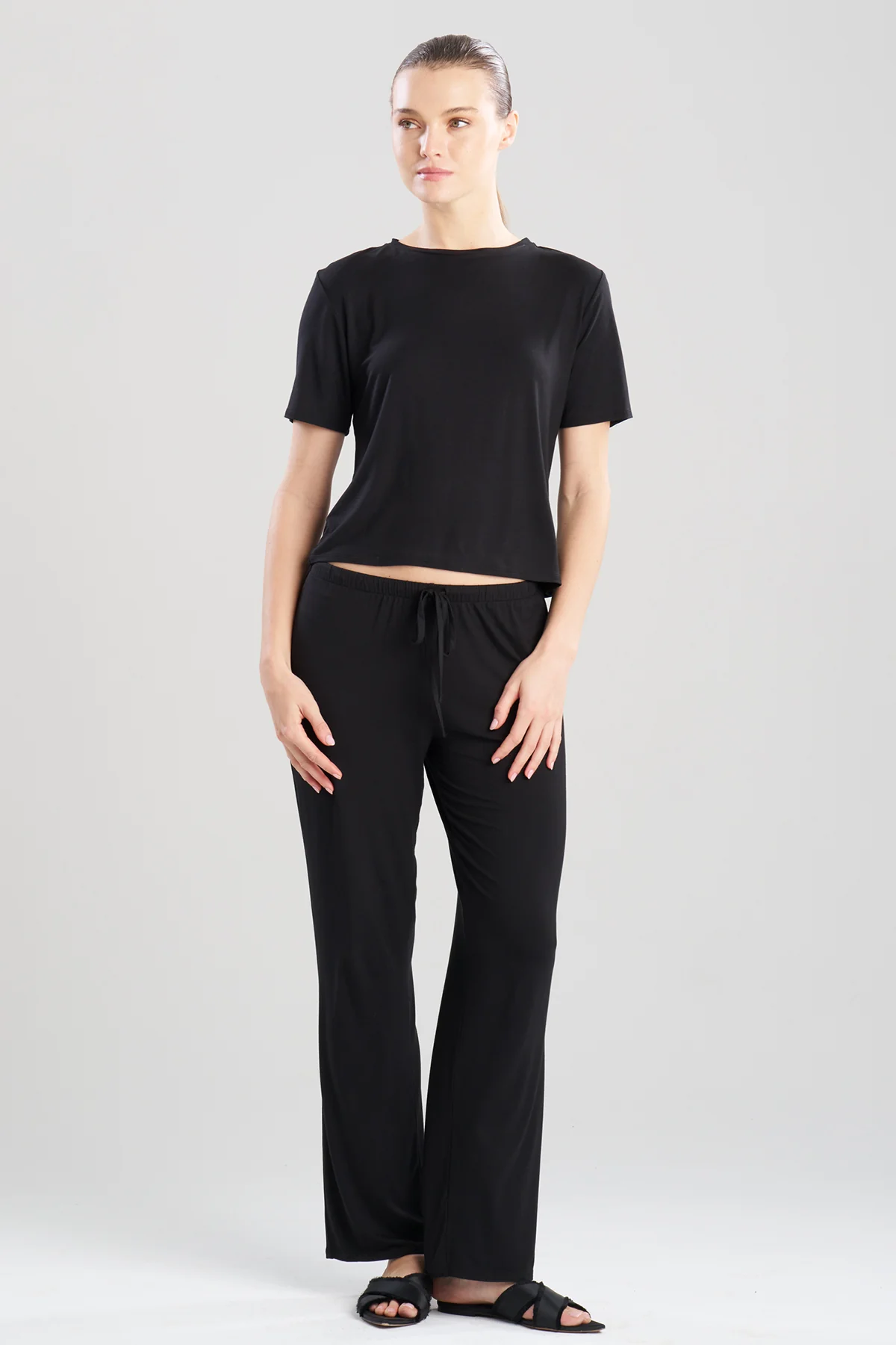 Feathers Essentials Lenzing™ Ecovero™ Viscose Crew Neck PJ