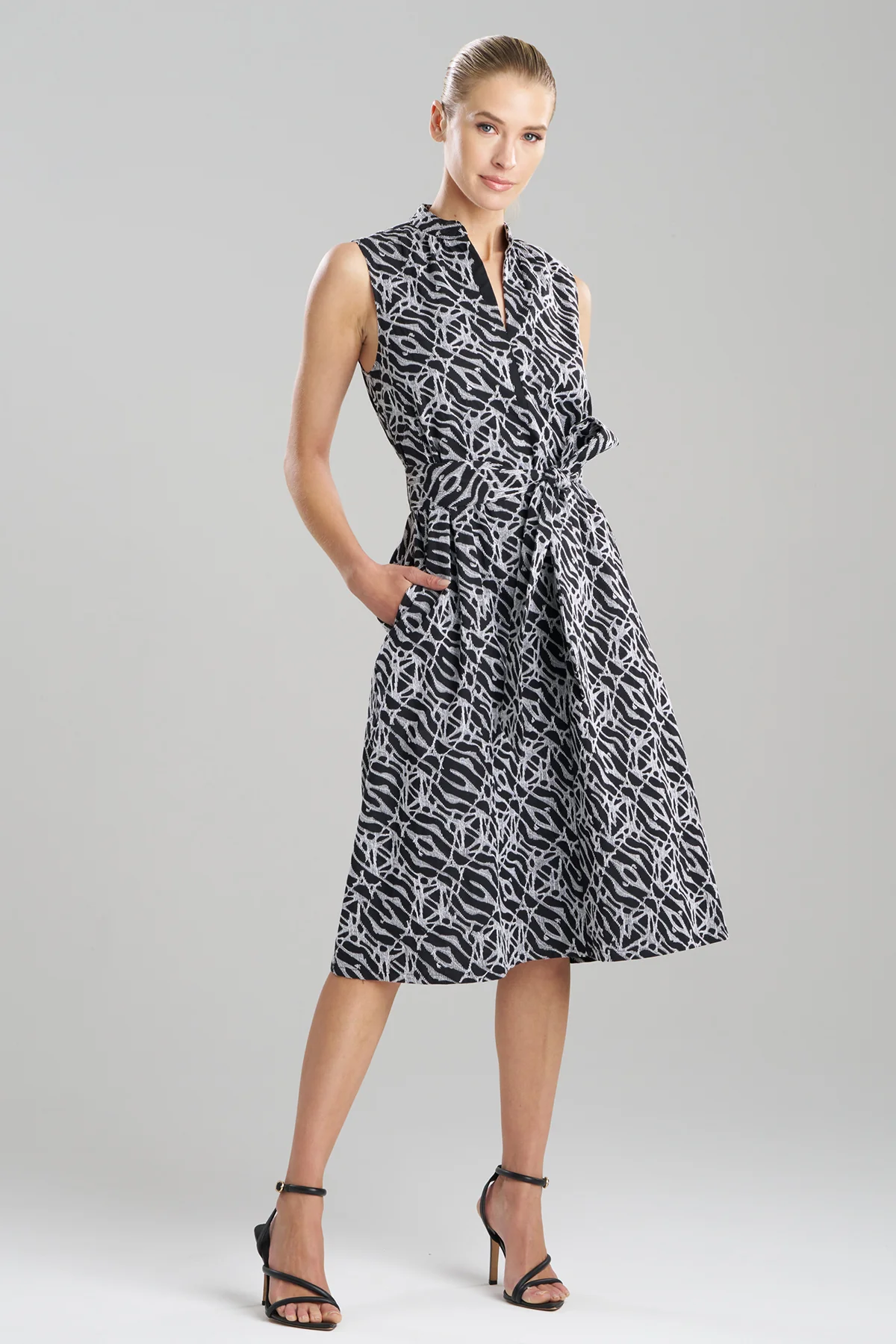 Geo Embroidered Cotton Poplin Mandarin Dress