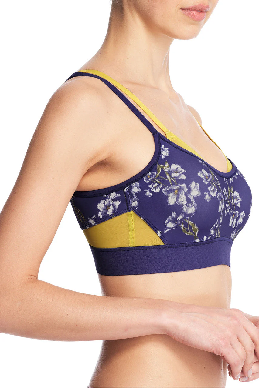 Gravity Contour Underwire Sports Bra - Image 2