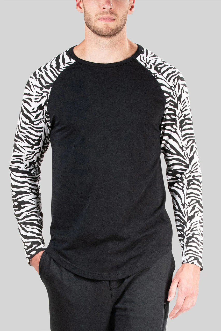 Kaede Jersey Raglan Tee - Image 4