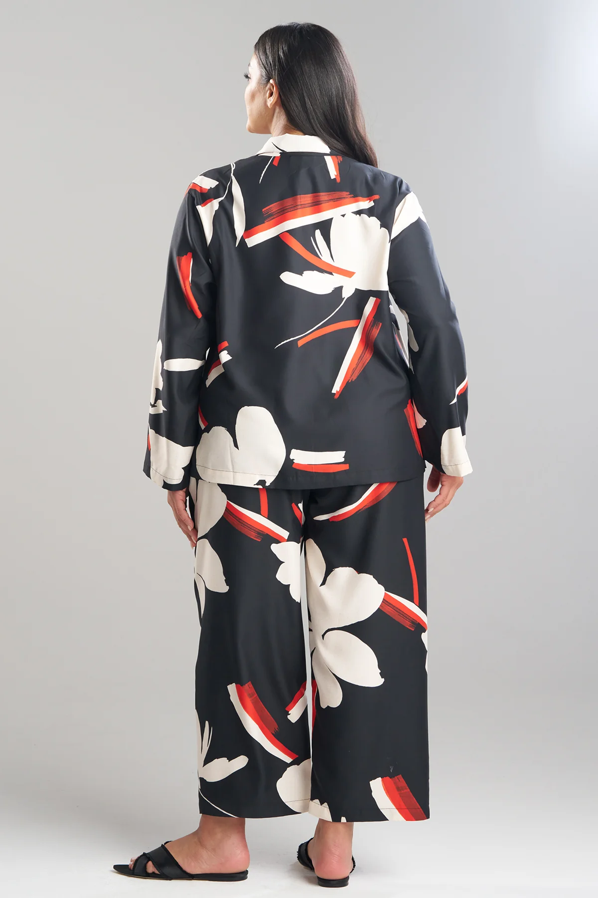 Kami Notch PJ Set - Image 7