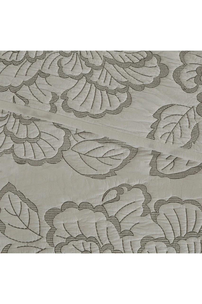 Kira Quilt Gray Comforter Set - Image 7