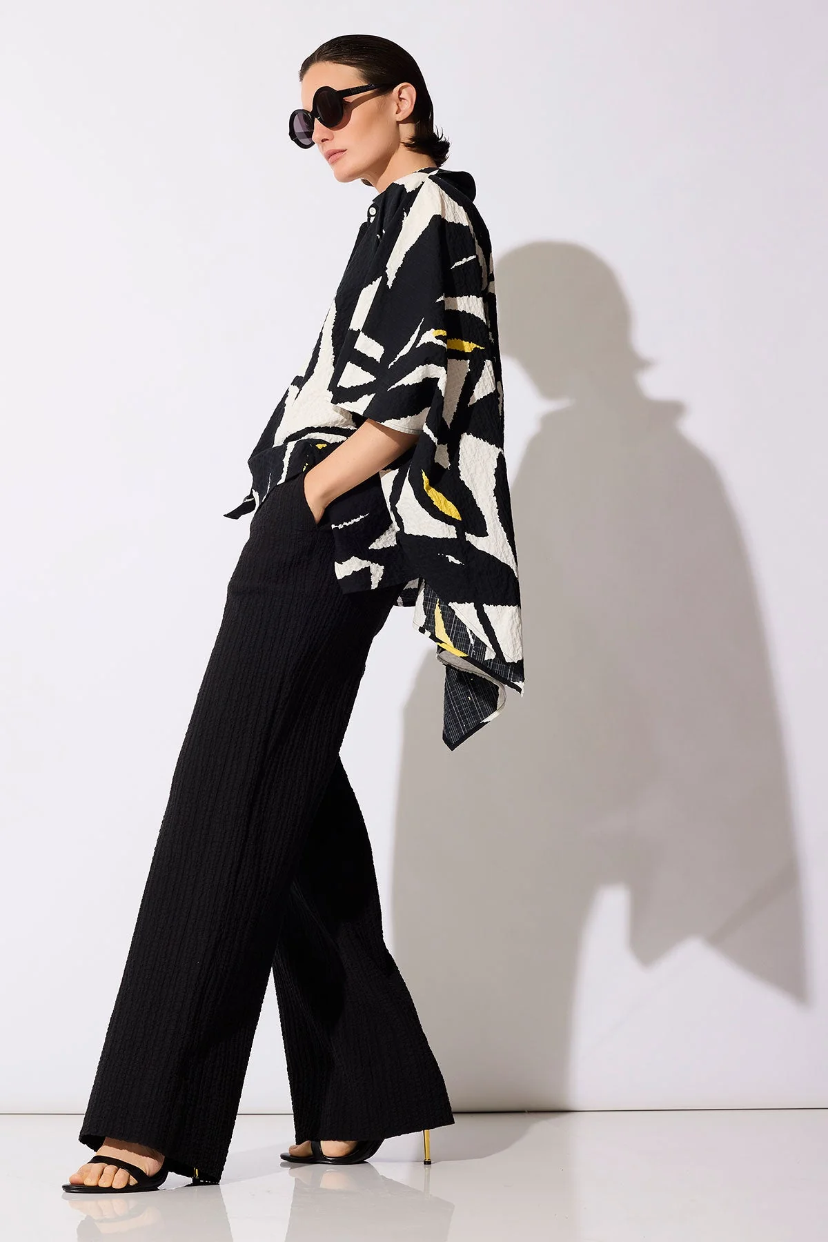 Leaf Matelassé Cotton Button Down Caftan Shirt - Image 5