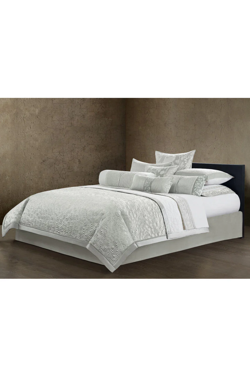 Madame Ning Coverlet - Image 2