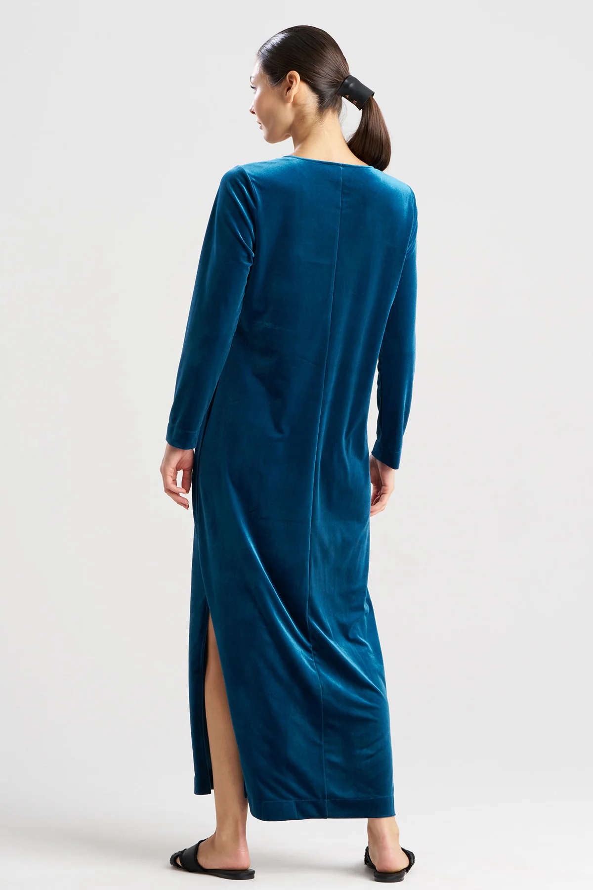 Natalie Velvet Lounger - Image 2