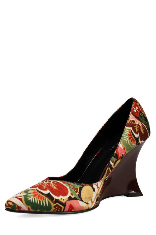 Nori Ikebana Silk Wedge Pump - Image 15