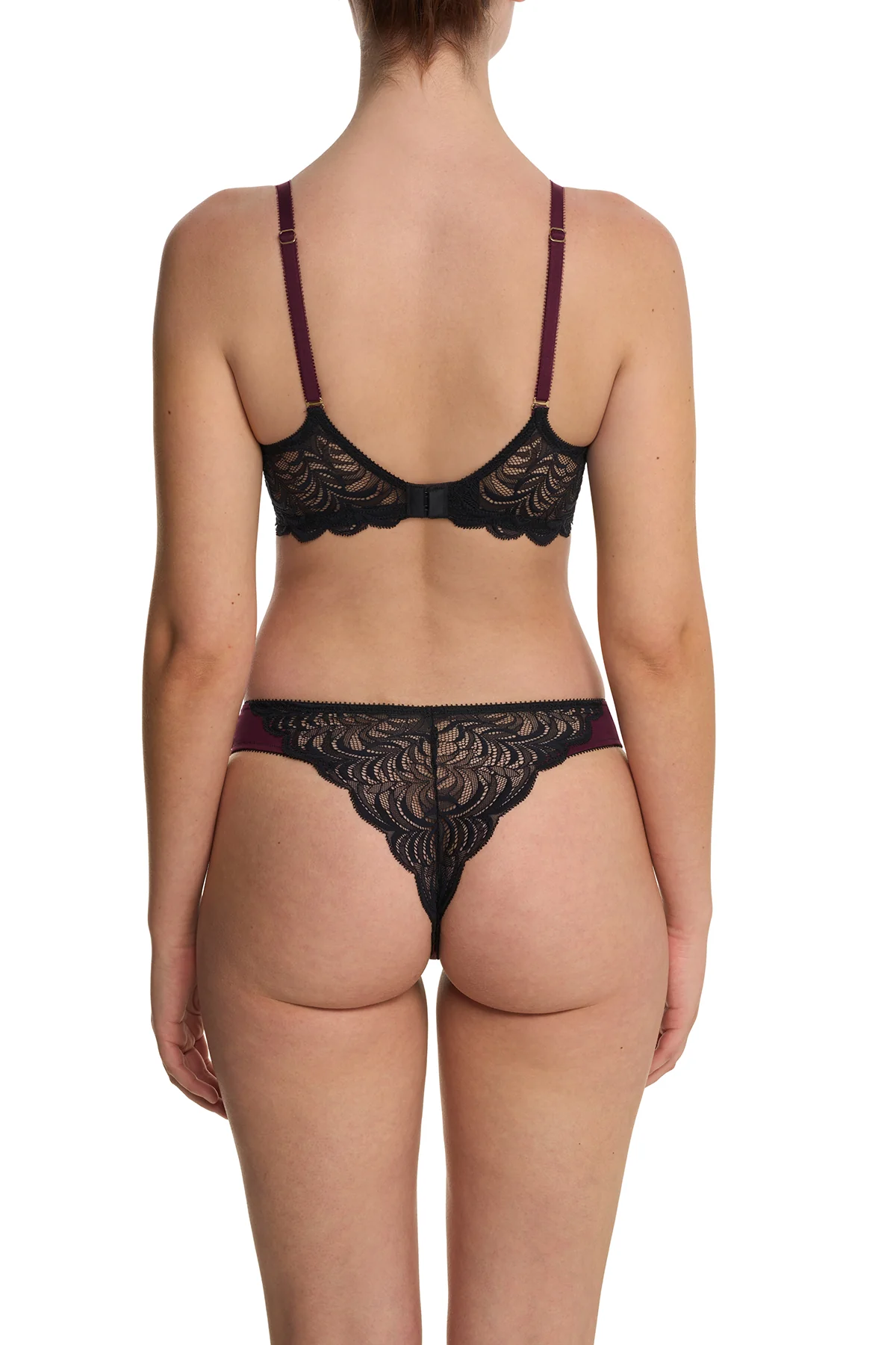 Persuasion Convertible Plunge T-Shirt Bra - Image 12