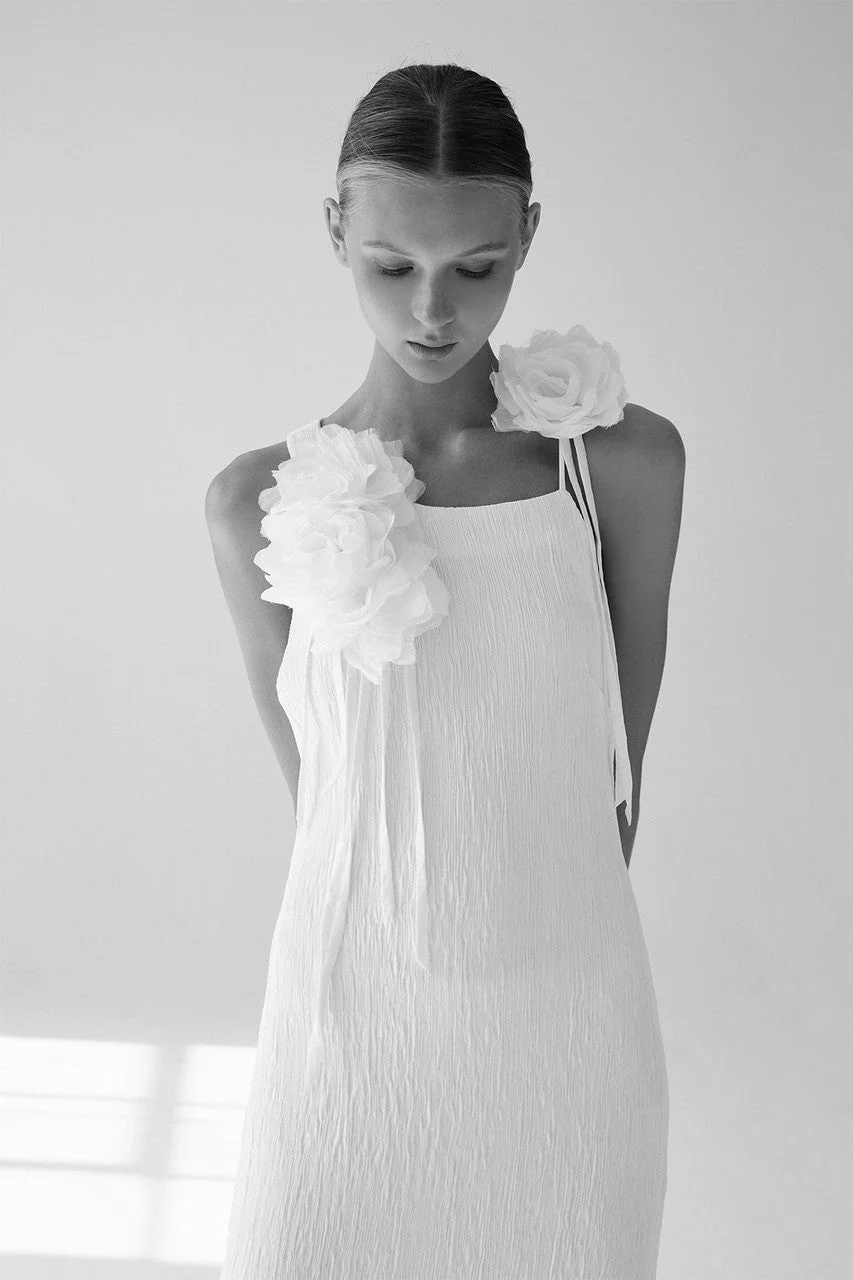 Plisse Gown With Corsage - Image 4