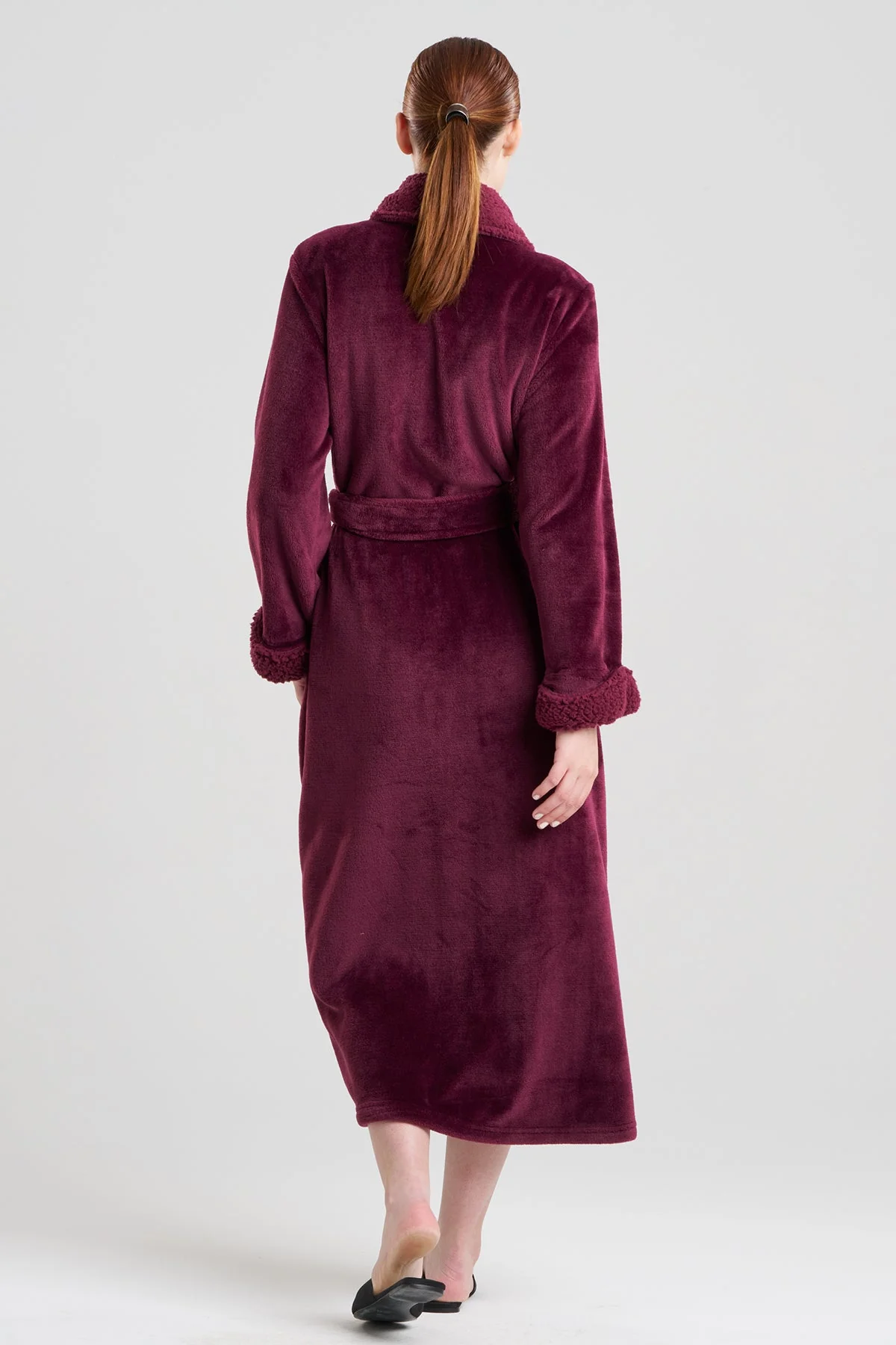 Plush Sherpa Robe - Image 3