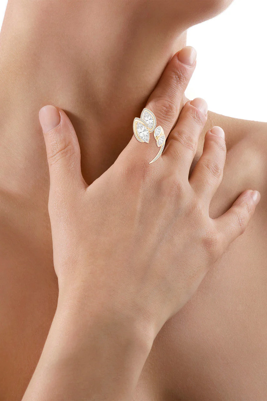 Runway Collection Sumi White Topaz and Diamond Gold Statement Ring - Image 9
