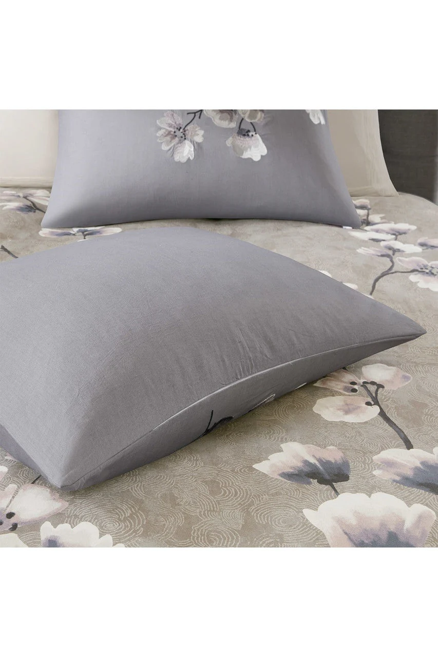 Sakura Blossom Comforter Set - Image 3