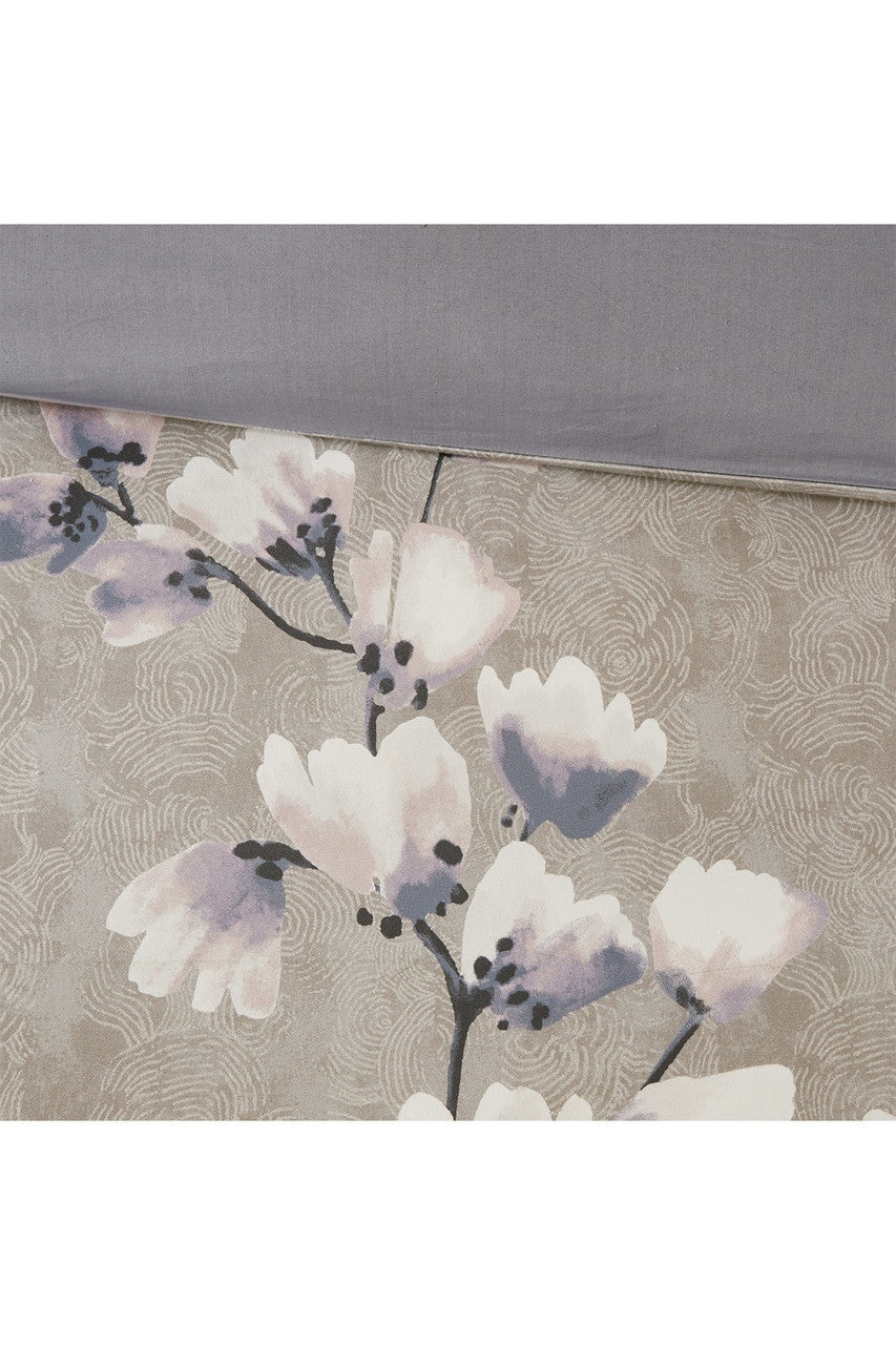 Sakura Blossom Comforter Set - Image 4