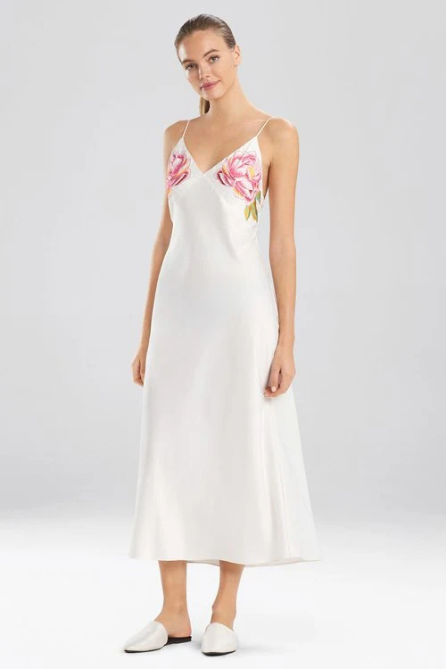 Serafina Embroidery Gown - Image 6