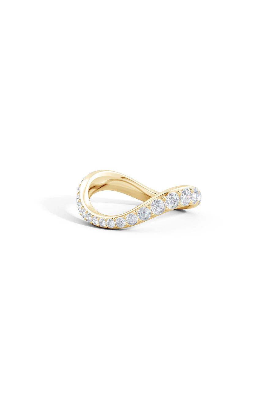 Shangri-La Brushstroke 14K Gold and Diamond Full Eternity Stacking Ring - Image 4
