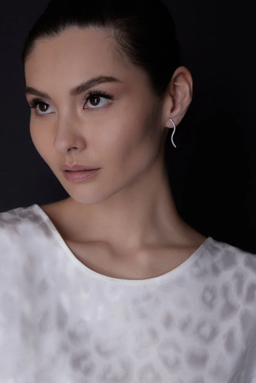Shangri-La Brushstroke 14k Gold and Diamond Medium Stud Earrings