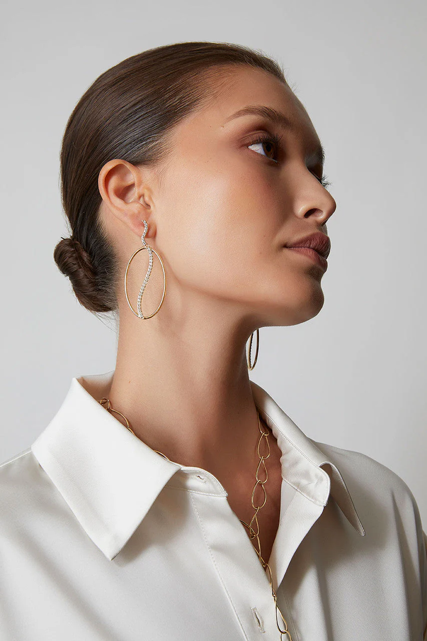 Shangri-La Elliptical Yin-Yang 14K Gold and Diamond Dangle Earrings - Image 4