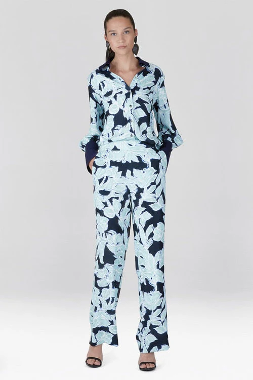 Shibori Floral - Fluid Crepe Pull On Pants - shibori blue - Image 9